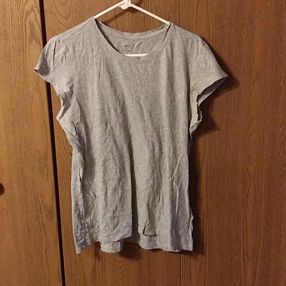 Old Navy Gray Short Sleeve T shirt